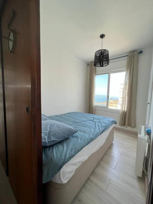 Appartement Les Pieds Dans L'Eau, La Tete Dans Les Nuages, Roses Extérieur photo