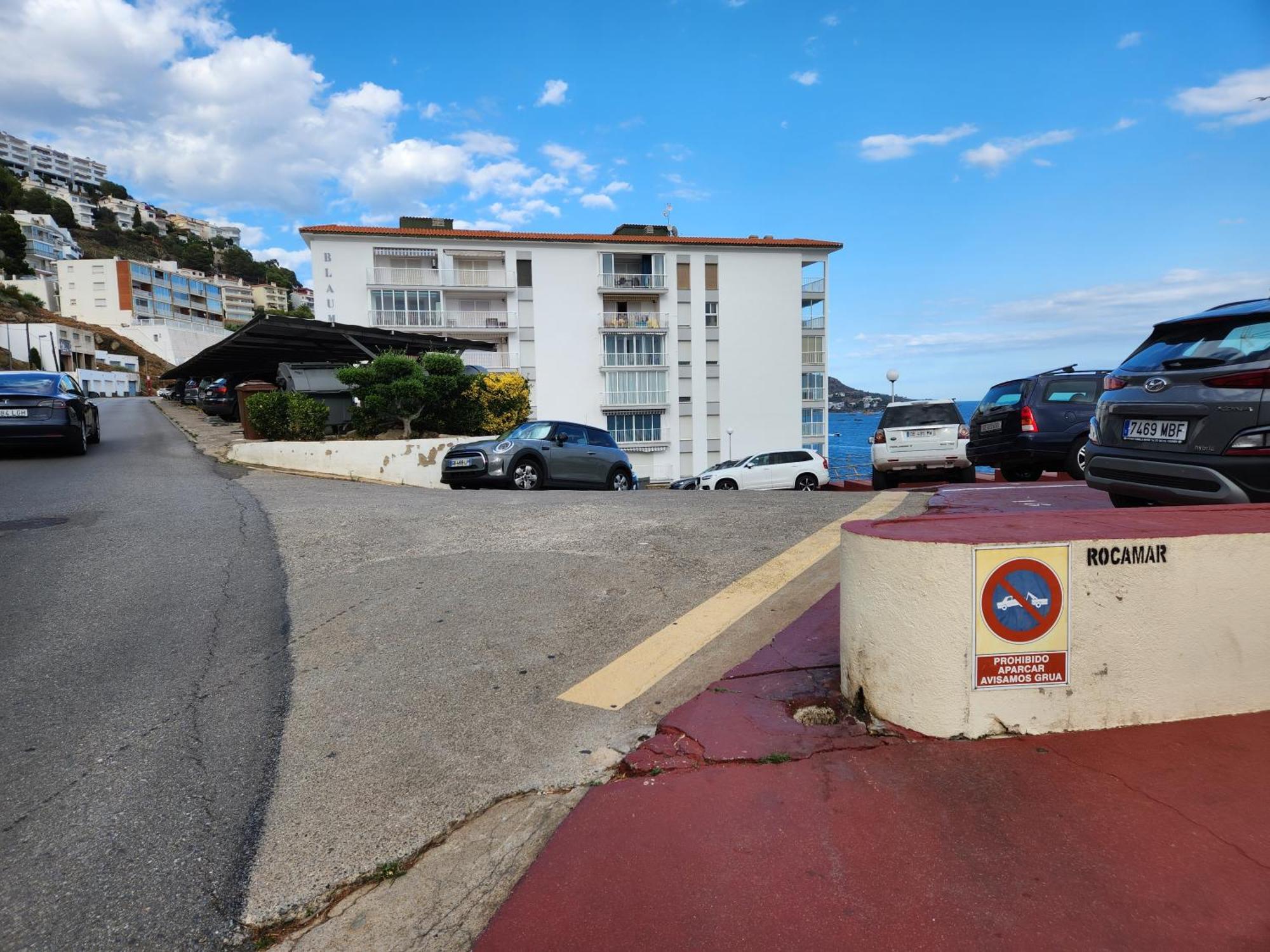 Appartement Les Pieds Dans L'Eau, La Tete Dans Les Nuages, Roses Extérieur photo